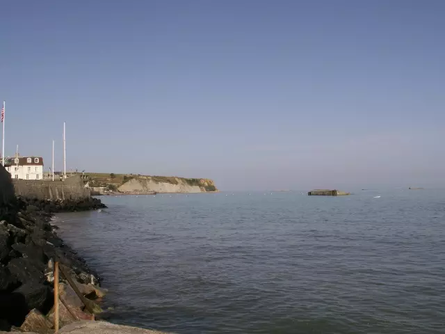Arromanches-Les-Bains (c) Voyagemedia - RRinnau